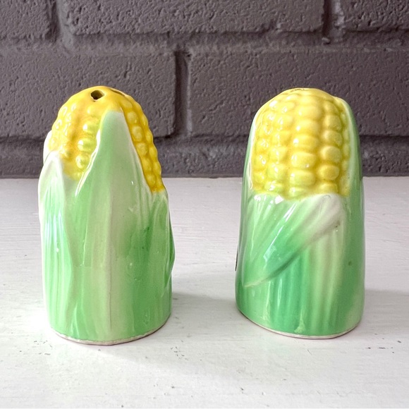 1960s VINTAGE Corn on the Cob Salt & Pepper Shaker Set Pair Husk - Picture 2 of 6